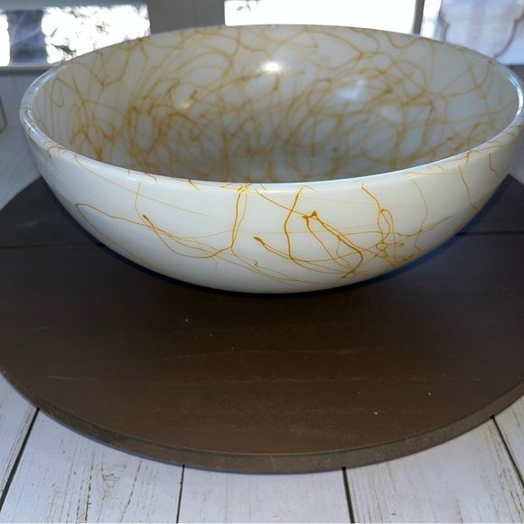 Milk Glass Hazel Atlas Drizzle Bowl Butterscotch & White String Pattern 10" - Picture 1 of 4